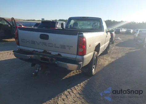 2007 Chevrolet Silverado 1500 Classic Work Truck z USA, uszkodzony, nr VIN 3GCEK14X57G243158